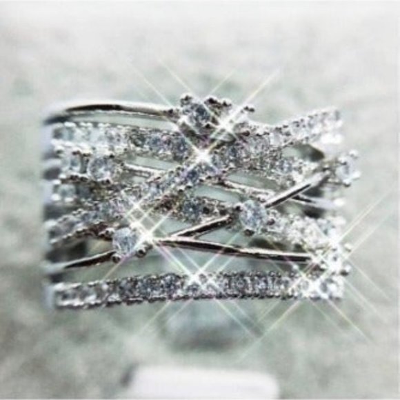 new 925 ENGAGEMENT Diamond RING - Picture 2 of 9